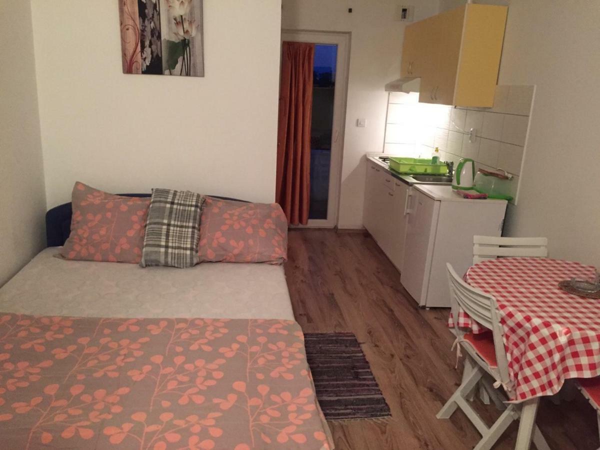 Studio Apartments Mt Smrika Ngoại thất bức ảnh